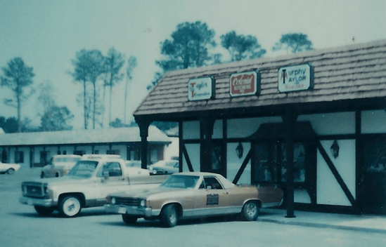 Original Colonial Kitchens